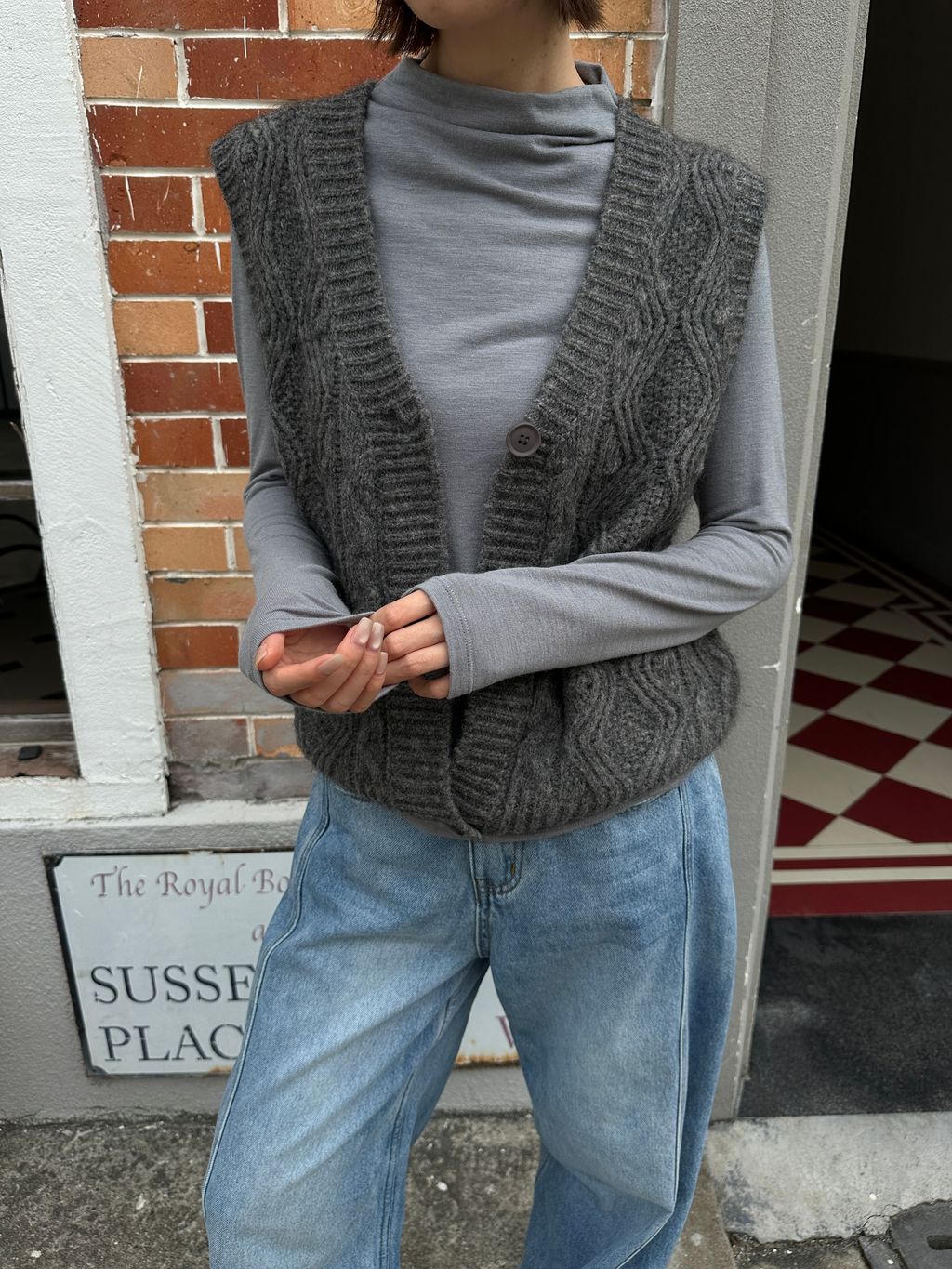 7ea3bd35b46a16dc9efa39eec46f8299