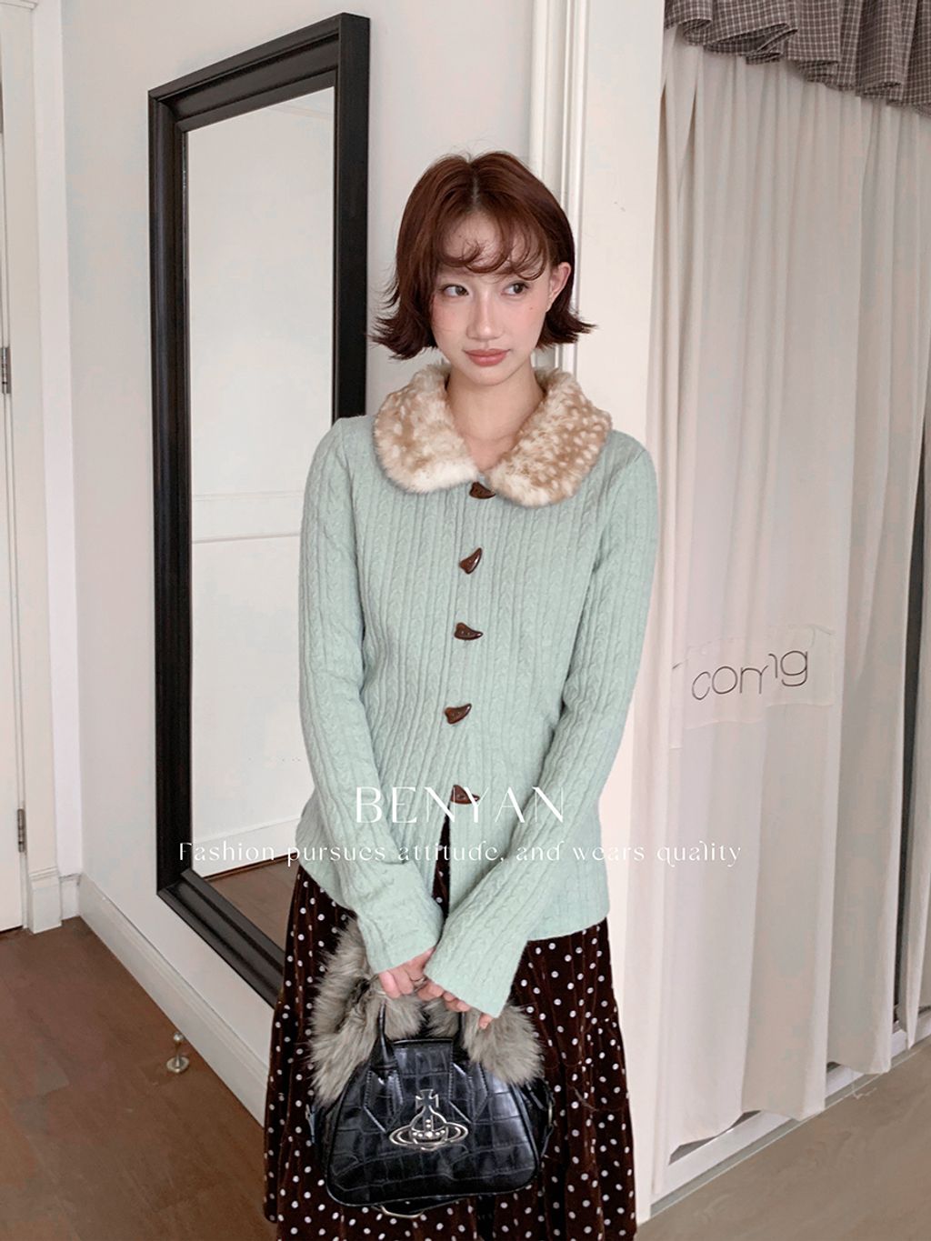 240053de880e2468470d8ccf9fdbdebf