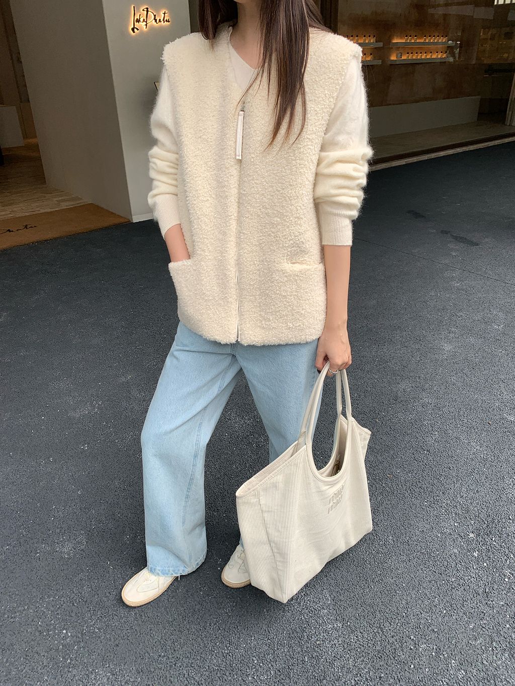 5b03133d1c5714349cd722fb0faec92d