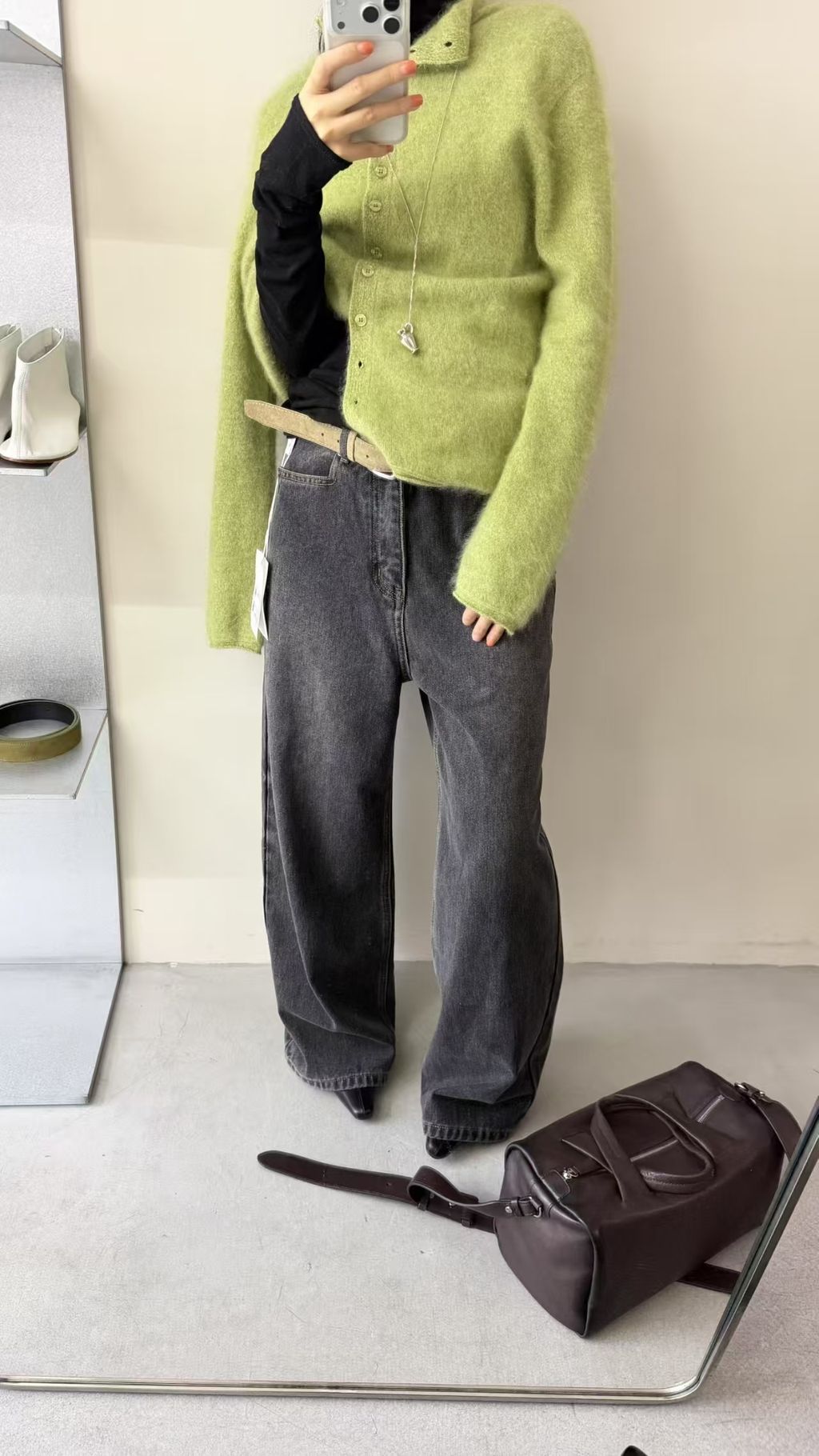 99a0f4cb18f480aa1f942d83eb9459f4