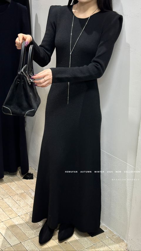 21571bc441b7d7e79b9ca86709de1429