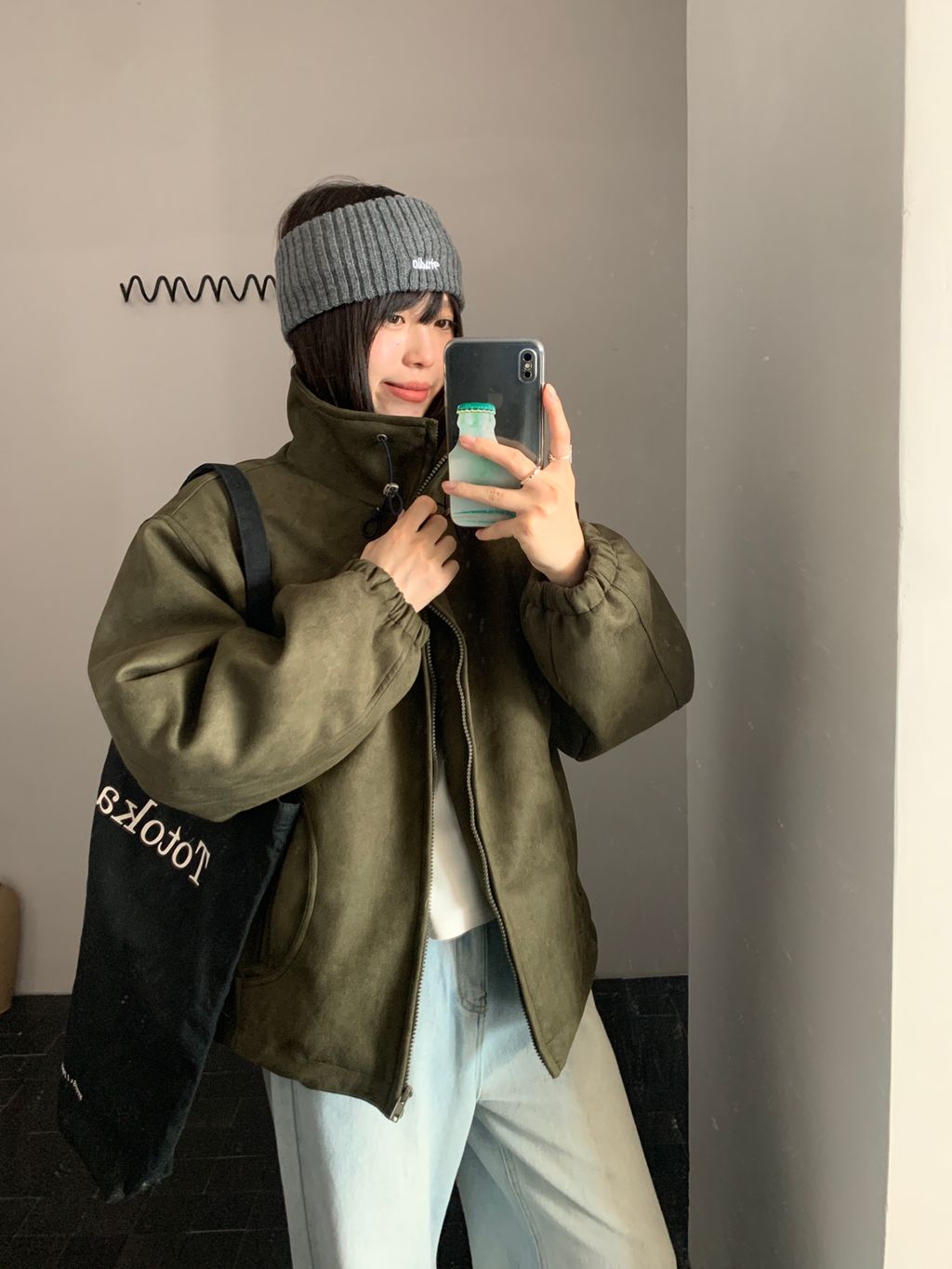 7876d3bb9d29c91e7544839876227a4e