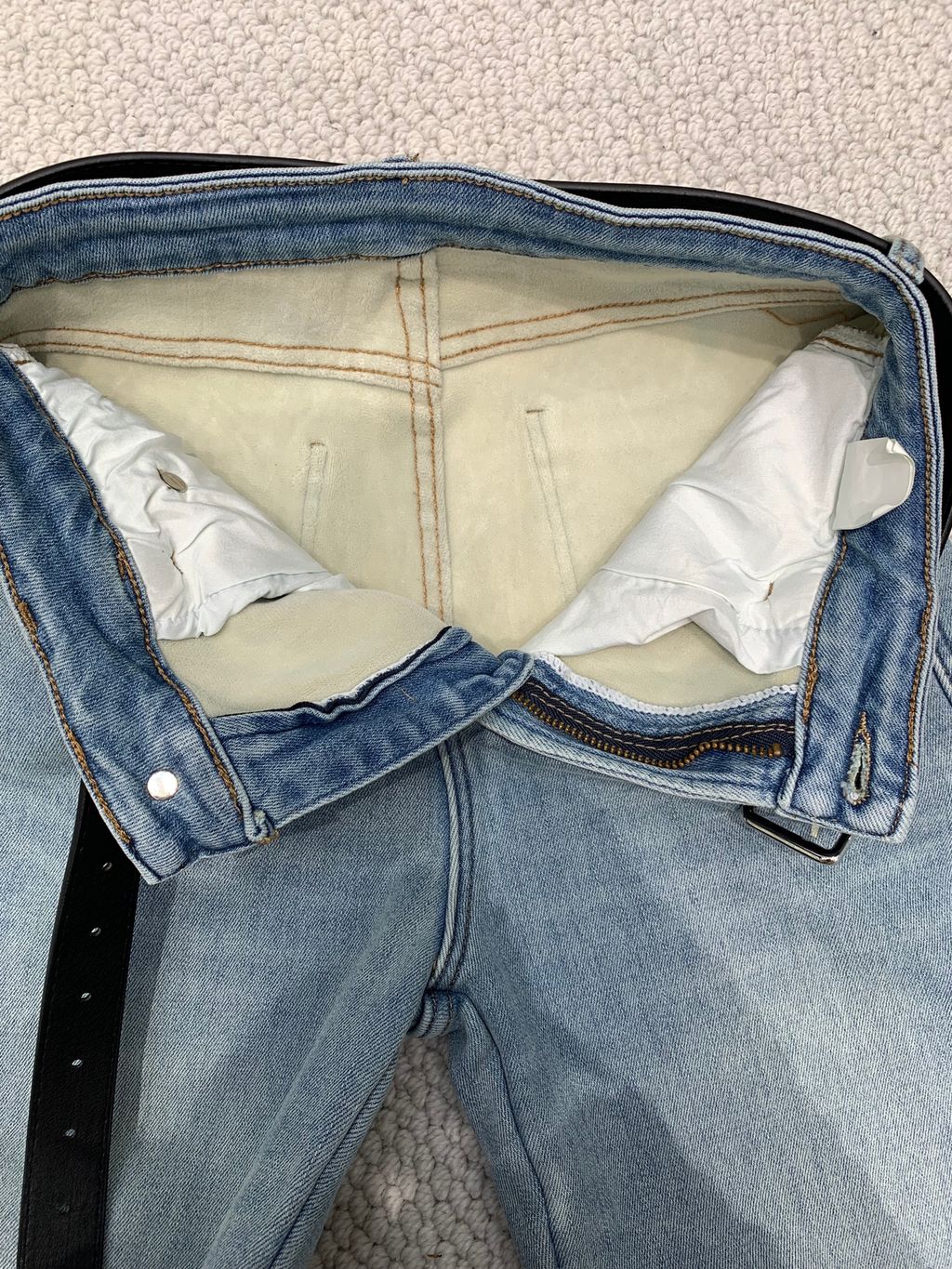 fef3aafb661b88e6b291e5d96631476a