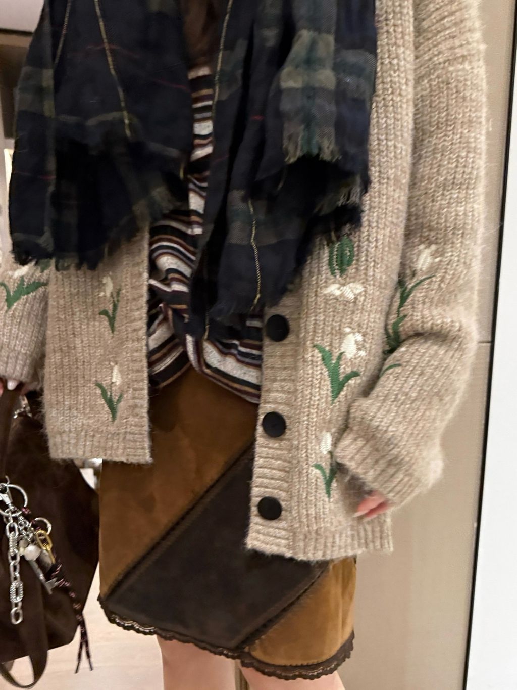 49db0a1d2999965cc4a0fe54040afdf9