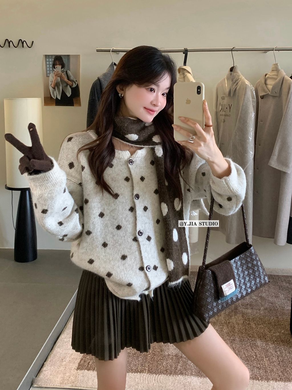 73e8d9ad672c980978a2522204f49edc