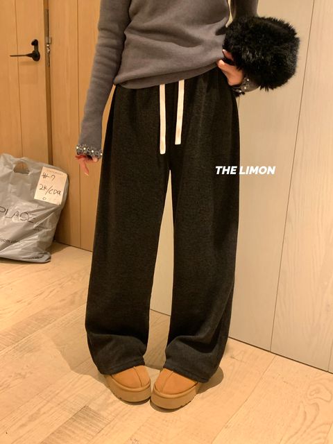 afd37ac85524715ba8521183285eb544