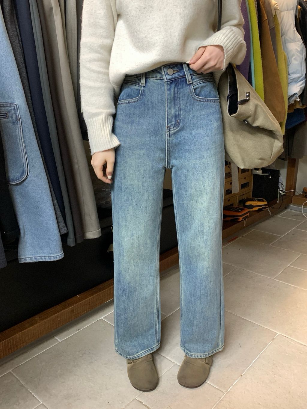 f5f7e61cc4b6b5beb0ff13c2974bef98