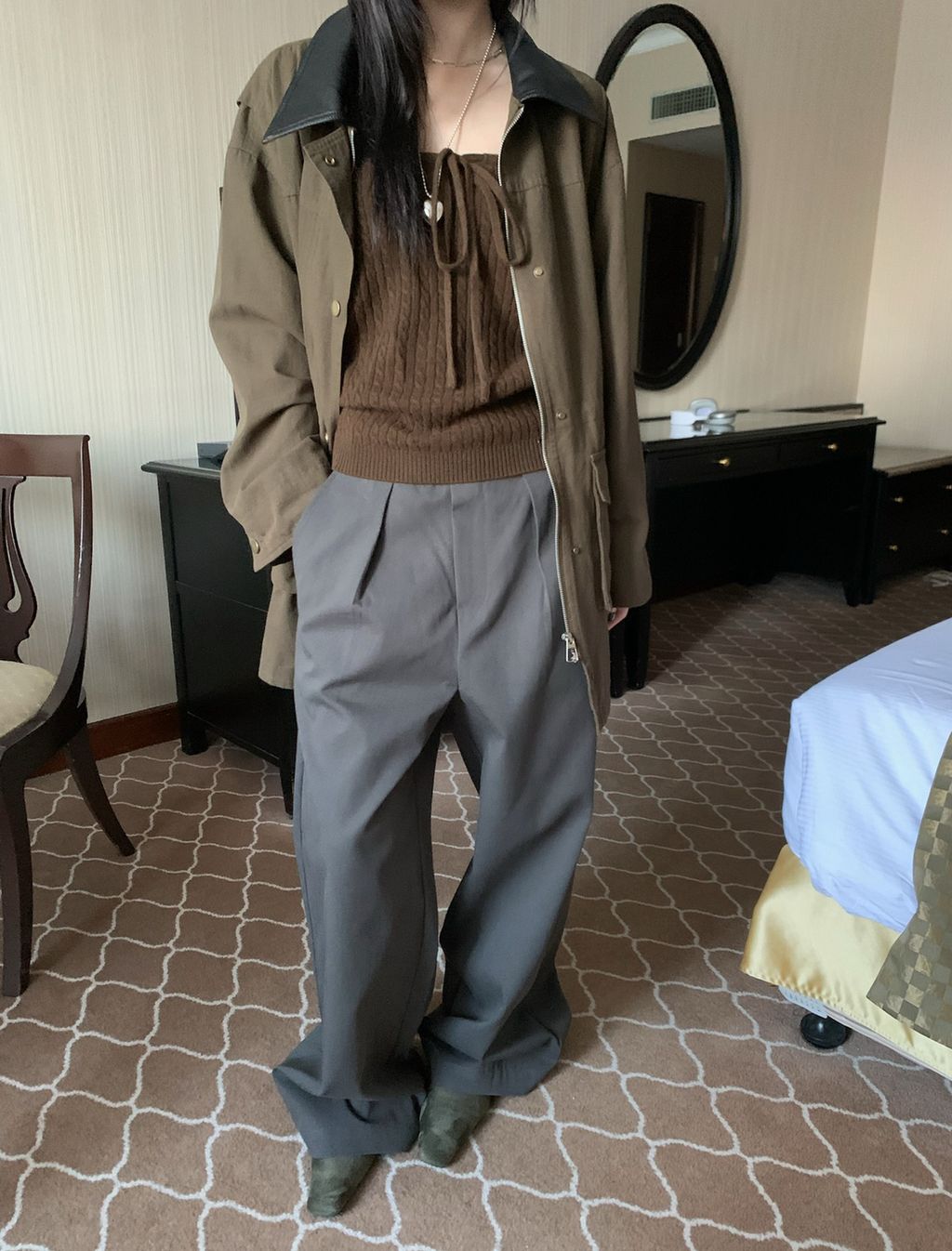 9981167ea1e742f83a8ff1b4c94fa7f1