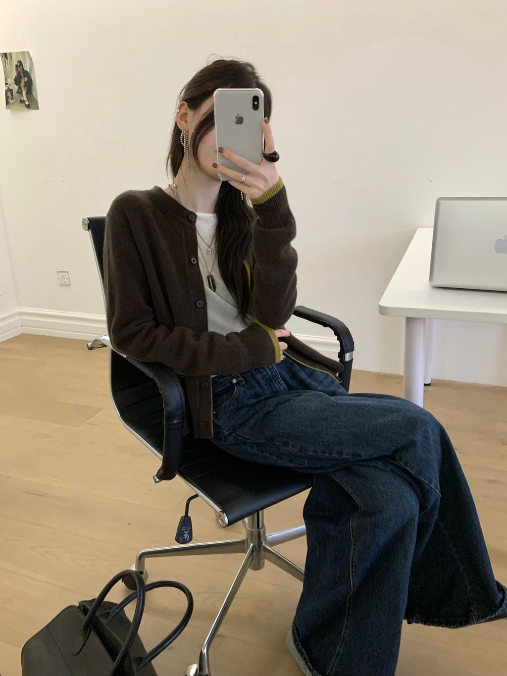 ca669f25637436d8e18c85d6ecb8eb3b