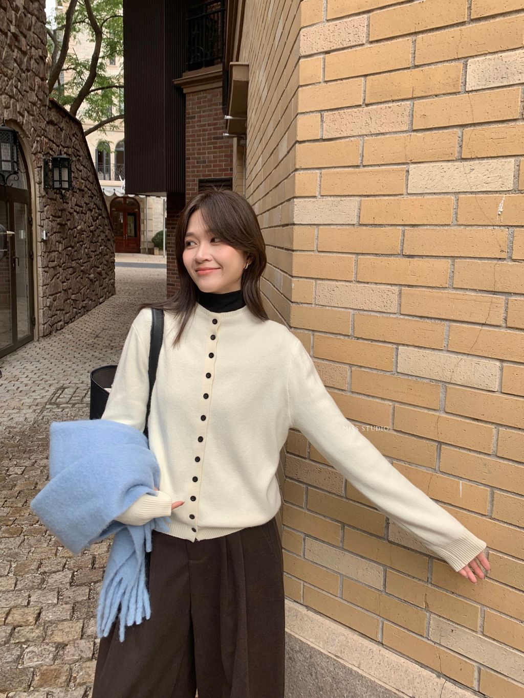 8979ae207629dd07b5cf35ecefcd10dd