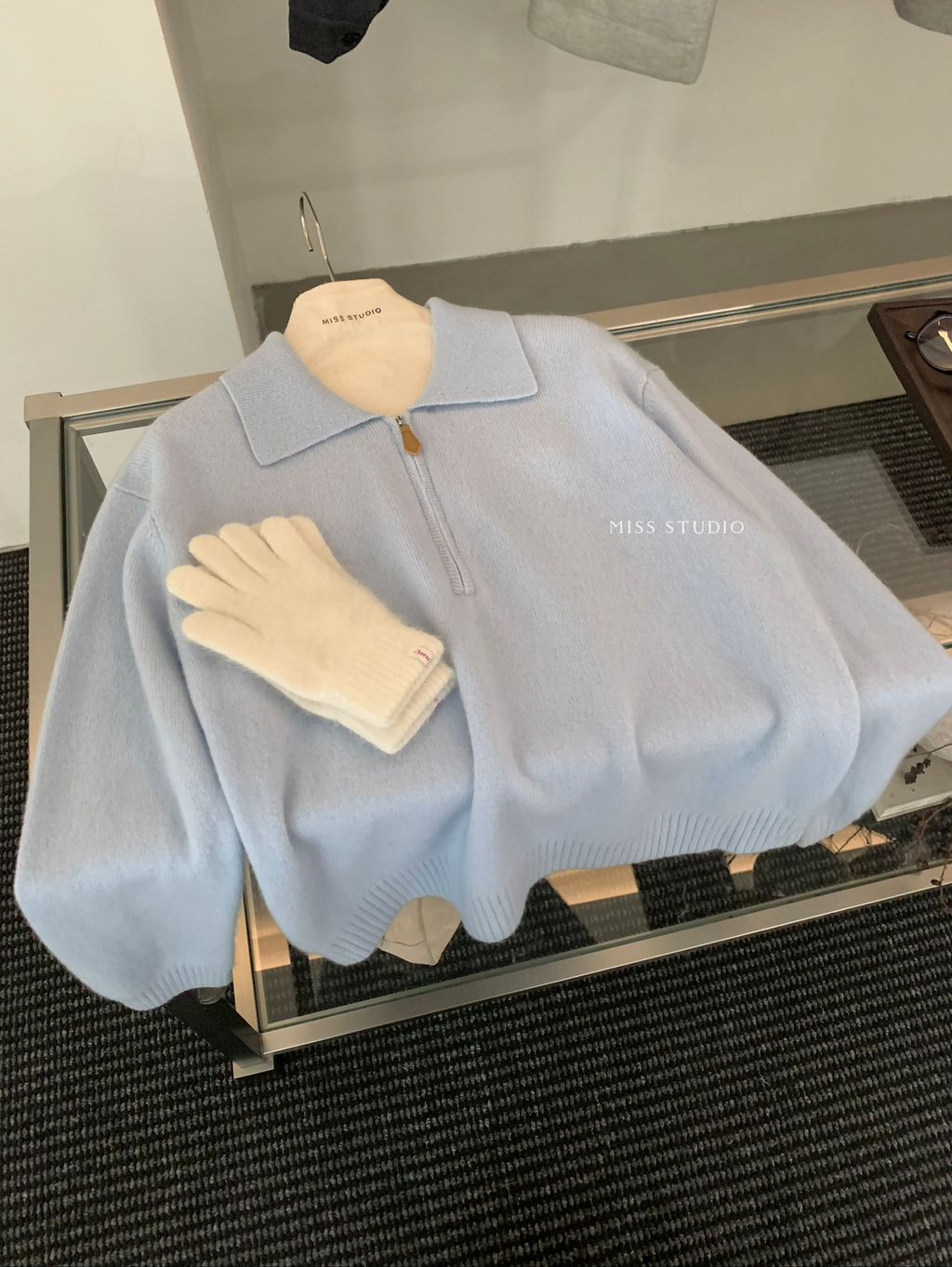 51f3782d70973988582eb172ff1b9ffb