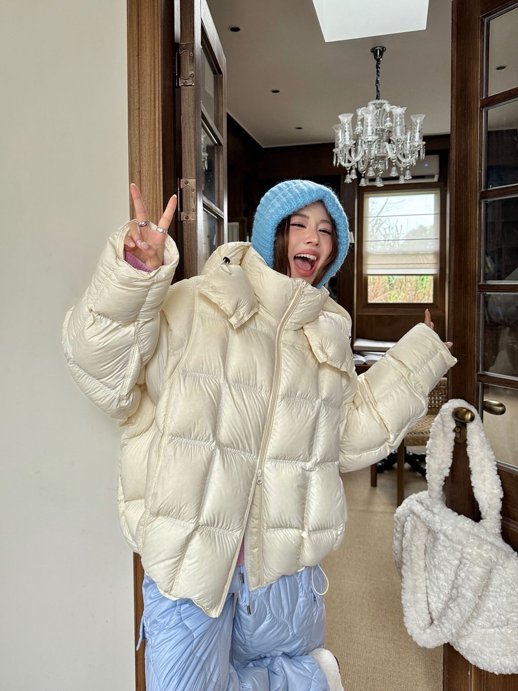 38cb06e8430a4db8a983200661647598