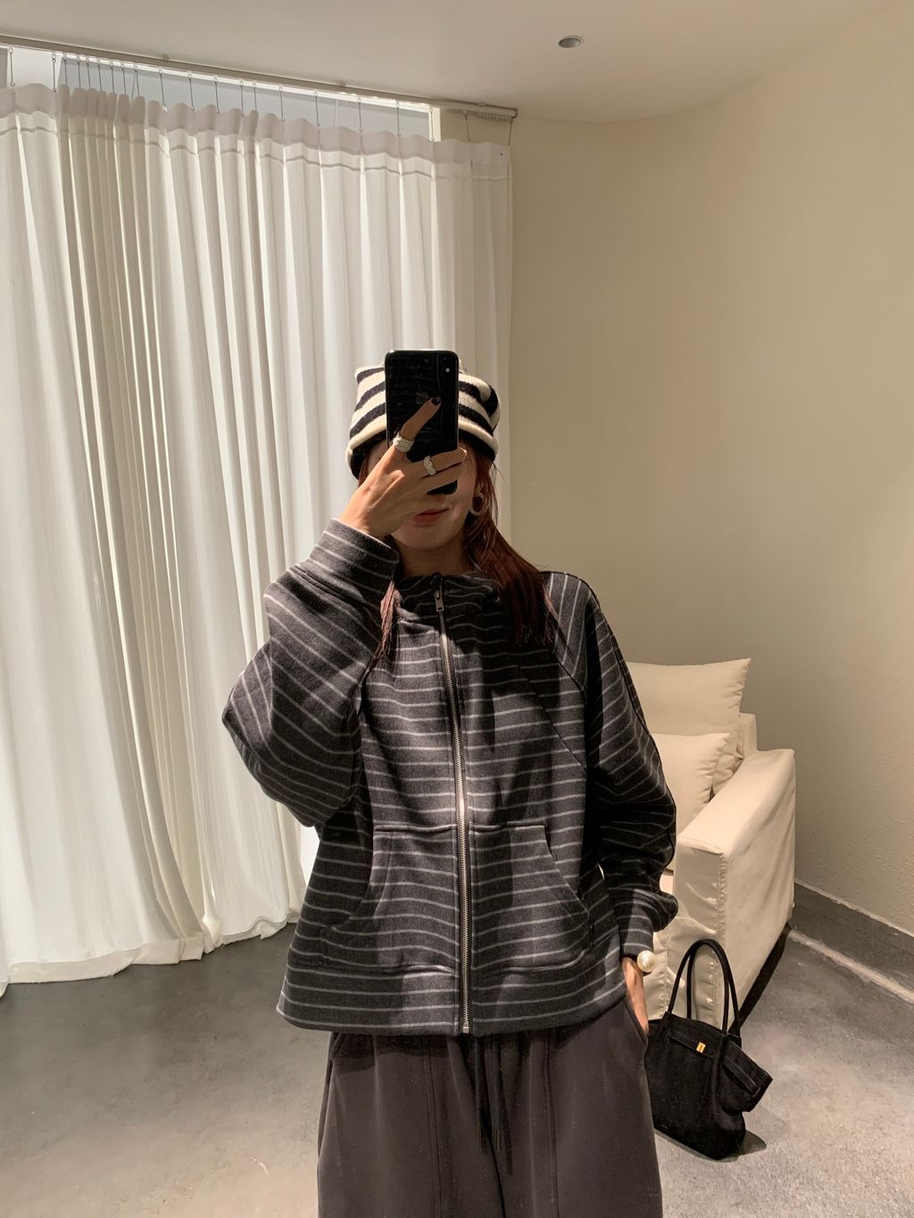 56d8d365684f4c437f538c5dda2d96bc