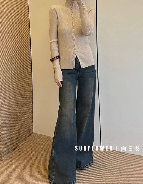 28d606b5f4a04732933a2a2e983c1581