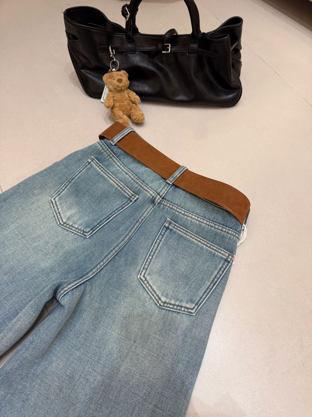 4ee176aa2761075bd435e5e9487f9410