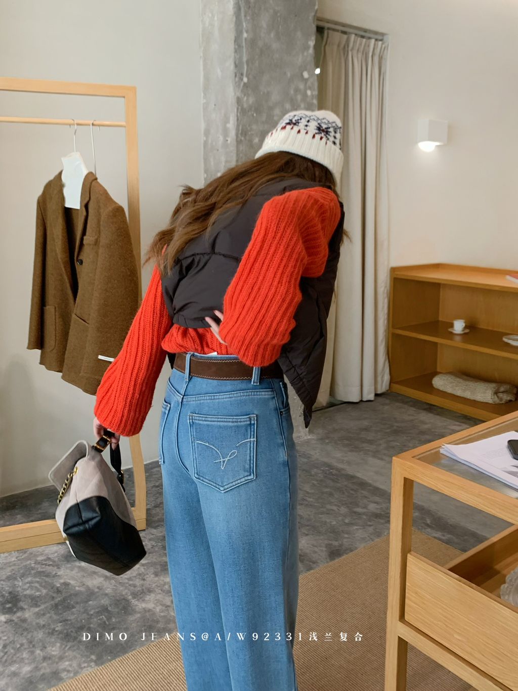 5d568bf3db8c7c3ff8d323137b2931e3