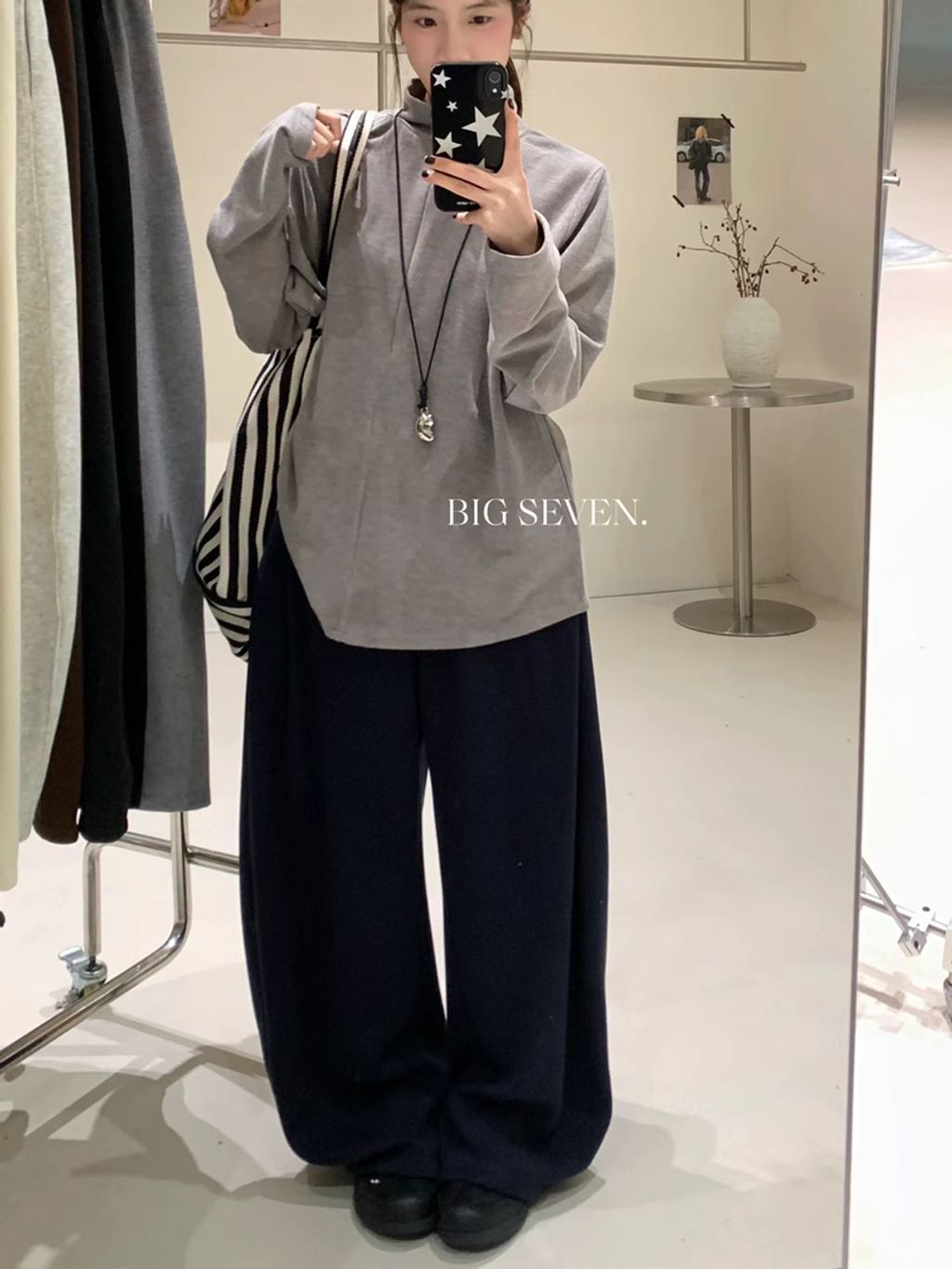 8c061793810b72af0c9b6b8edf735425