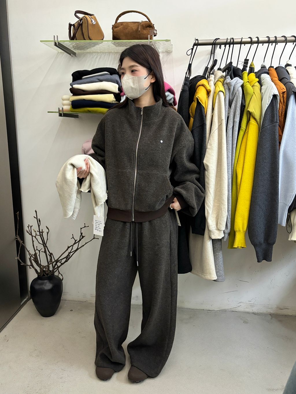 e7842e6e9eb629419a84627f273ebd55