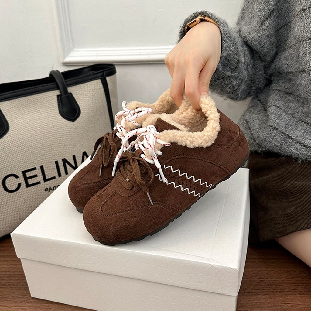 87d851a546daf38f9bedbfd9e77d3d92