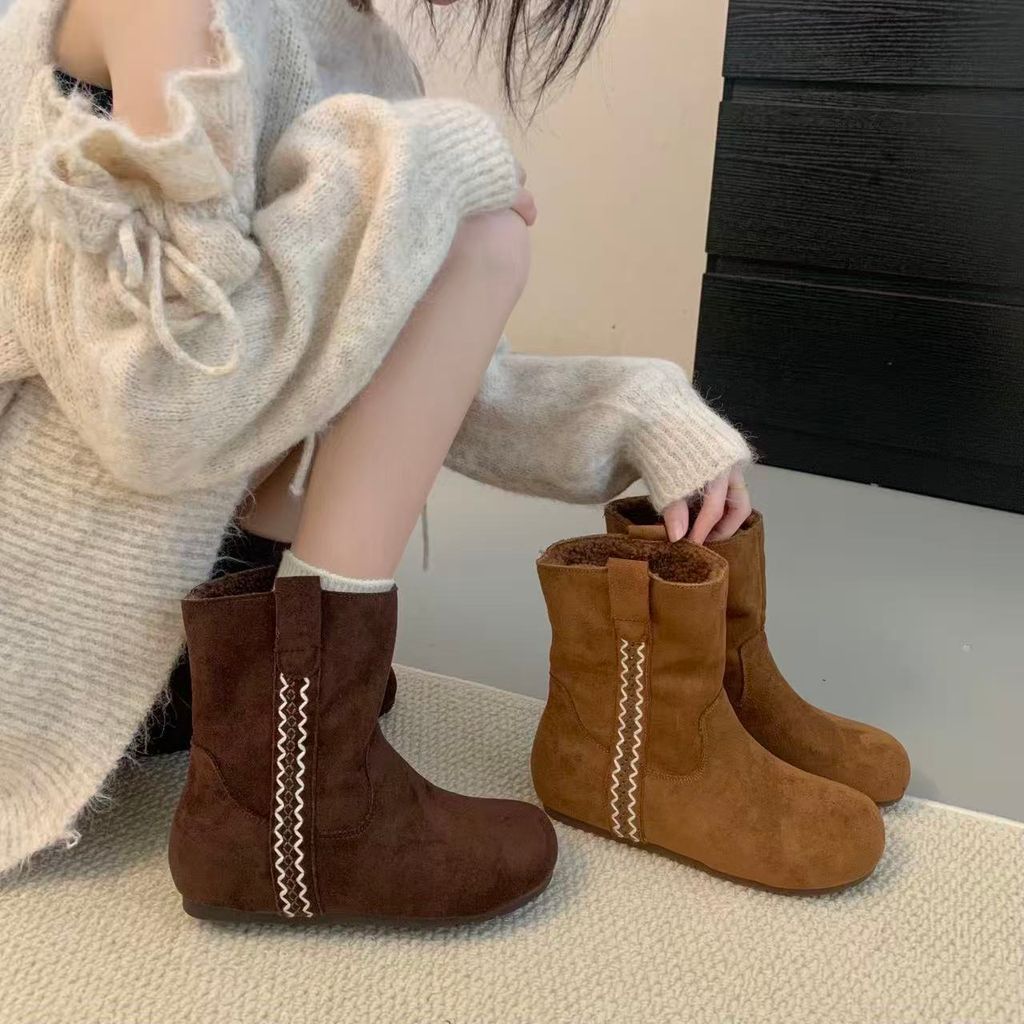 9eda909f02c40e04a91a62481fcae570