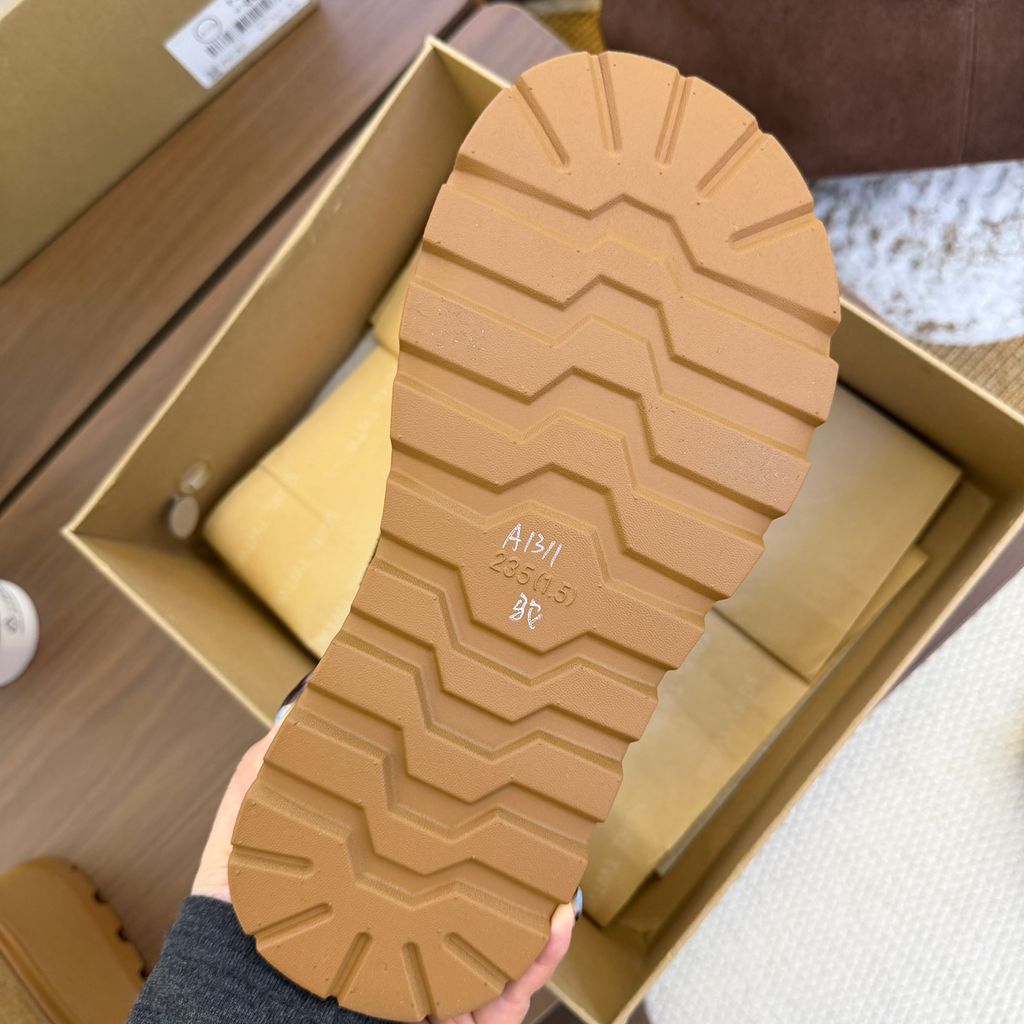 01706f5db74960744b1468cc37c7224f