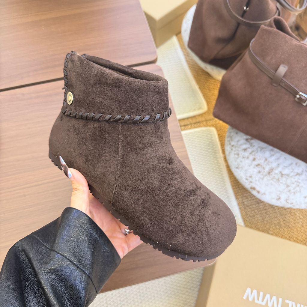 e1560a395a07b9a1fb1d28e6be2221c7