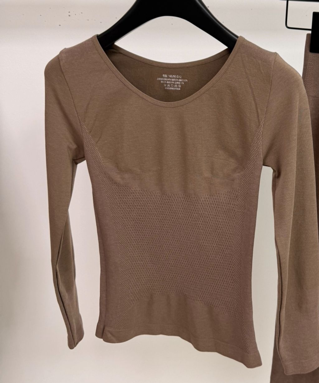 8d47d96566716ab90c1768a3d3c90e9c