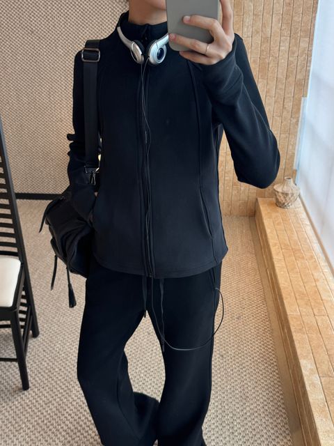 a7663b5f7f9f6471c57f34137358238a