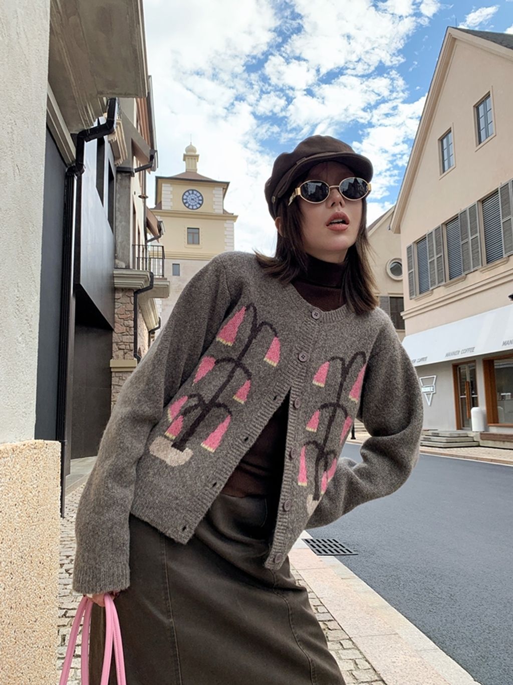 ef0e1bd38bf370eb353bc06d1ef561f5