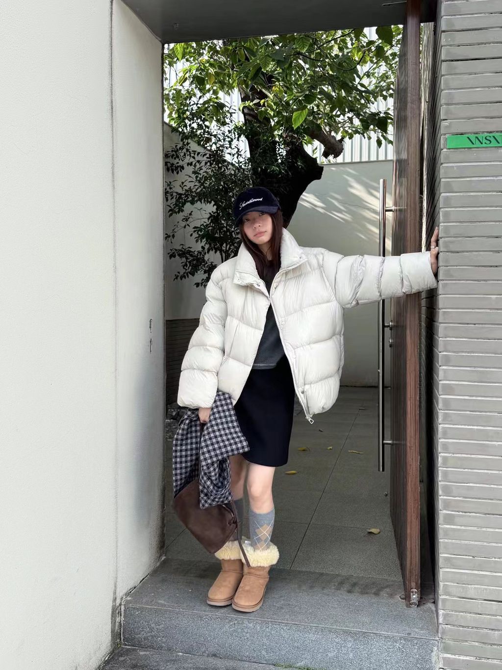 7db303f91f0204a9305463581efae883