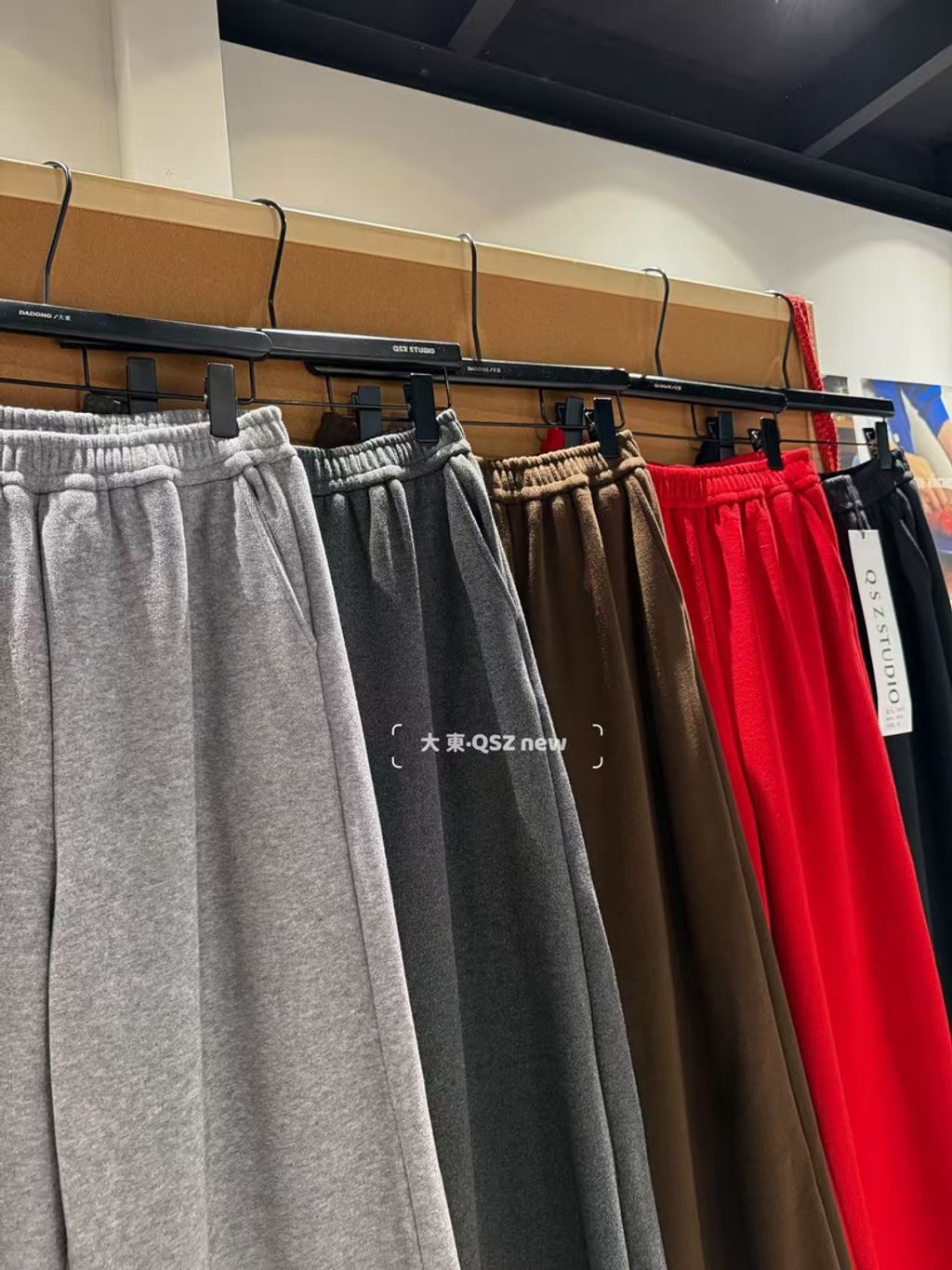 868923ac00bfdbda4f8152babd9e4144