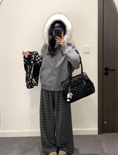 9660857fc2bcfd4e9962610064d514e1