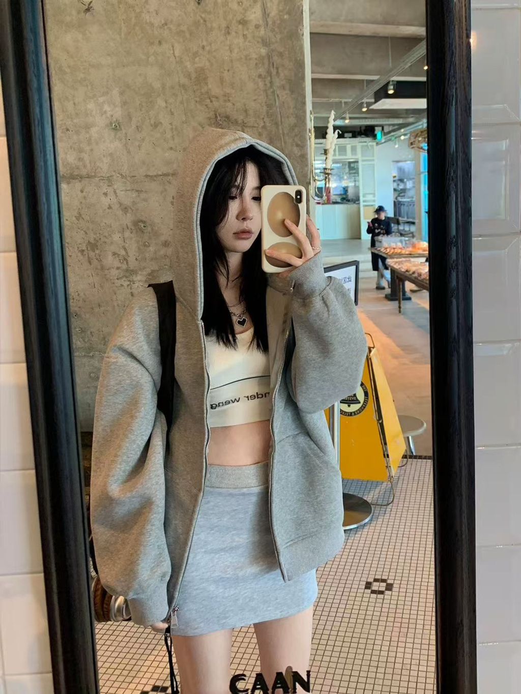 c275e9418bace62ab90188ad58b73a1d