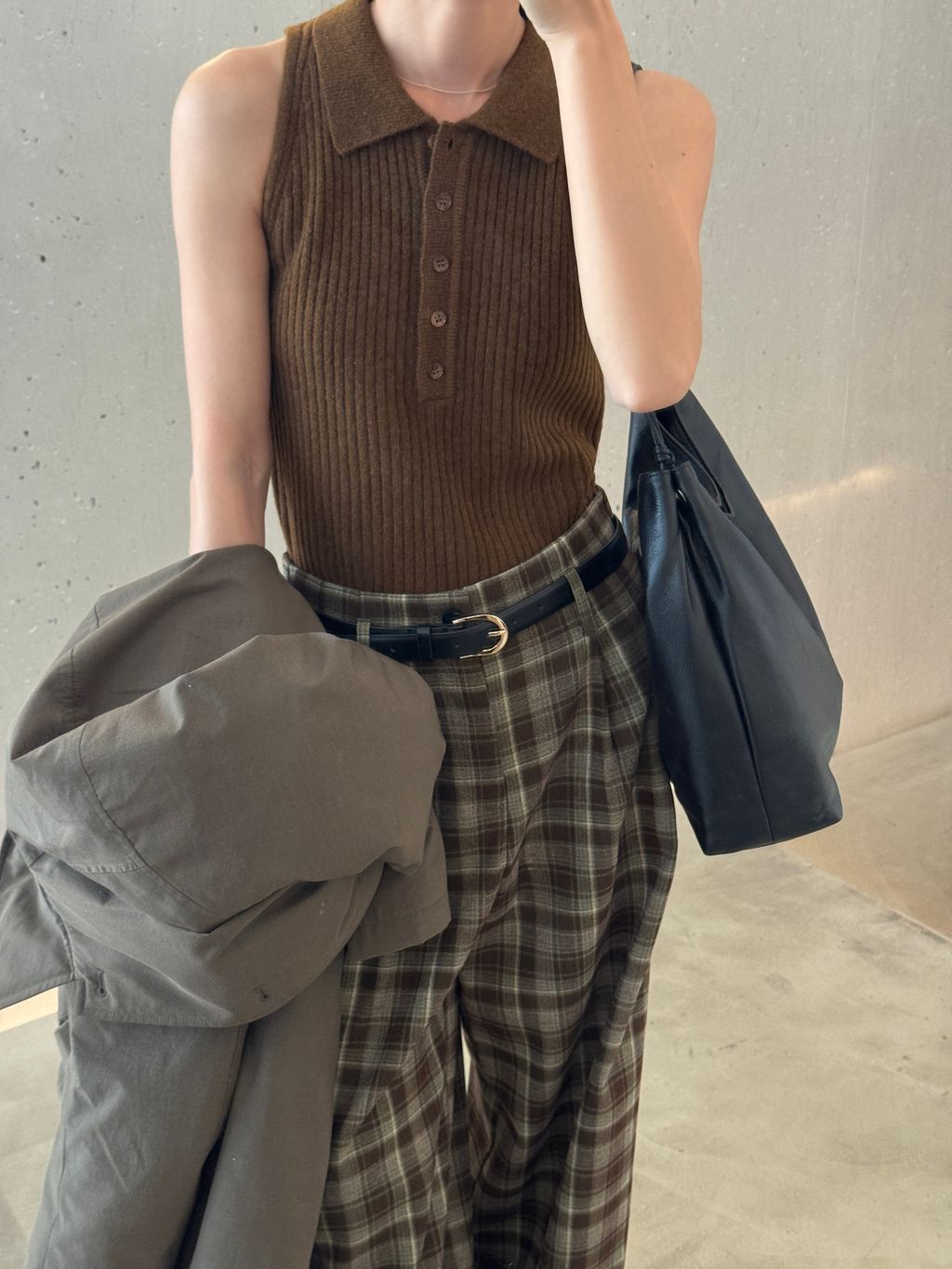 e1104076053b57af0a01866bf93ac204