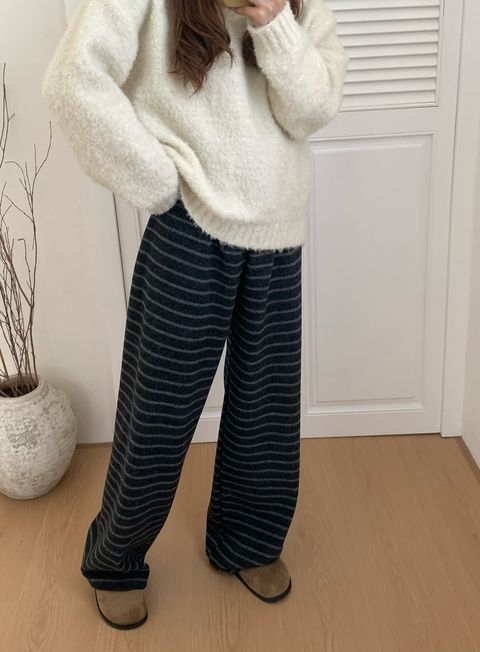 37b0899c77fcfff6cefeee8d8e2f915a