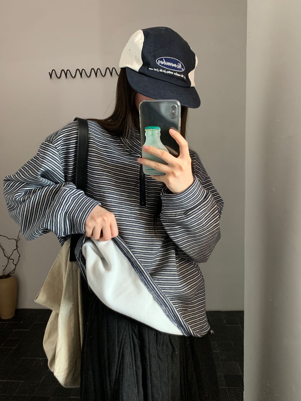 27bec1d4158549ba85741927588b6637