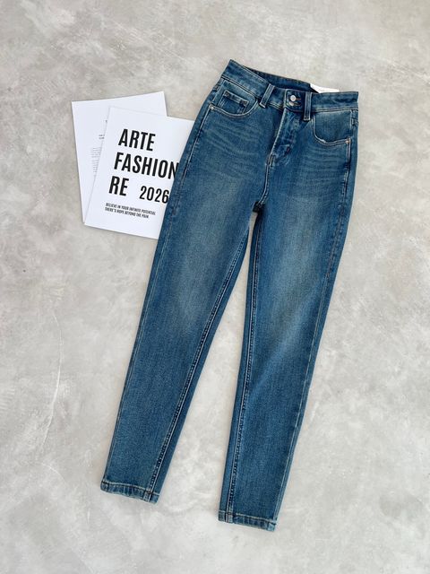 12ffa0d4c3c217192583f81a1dc41936