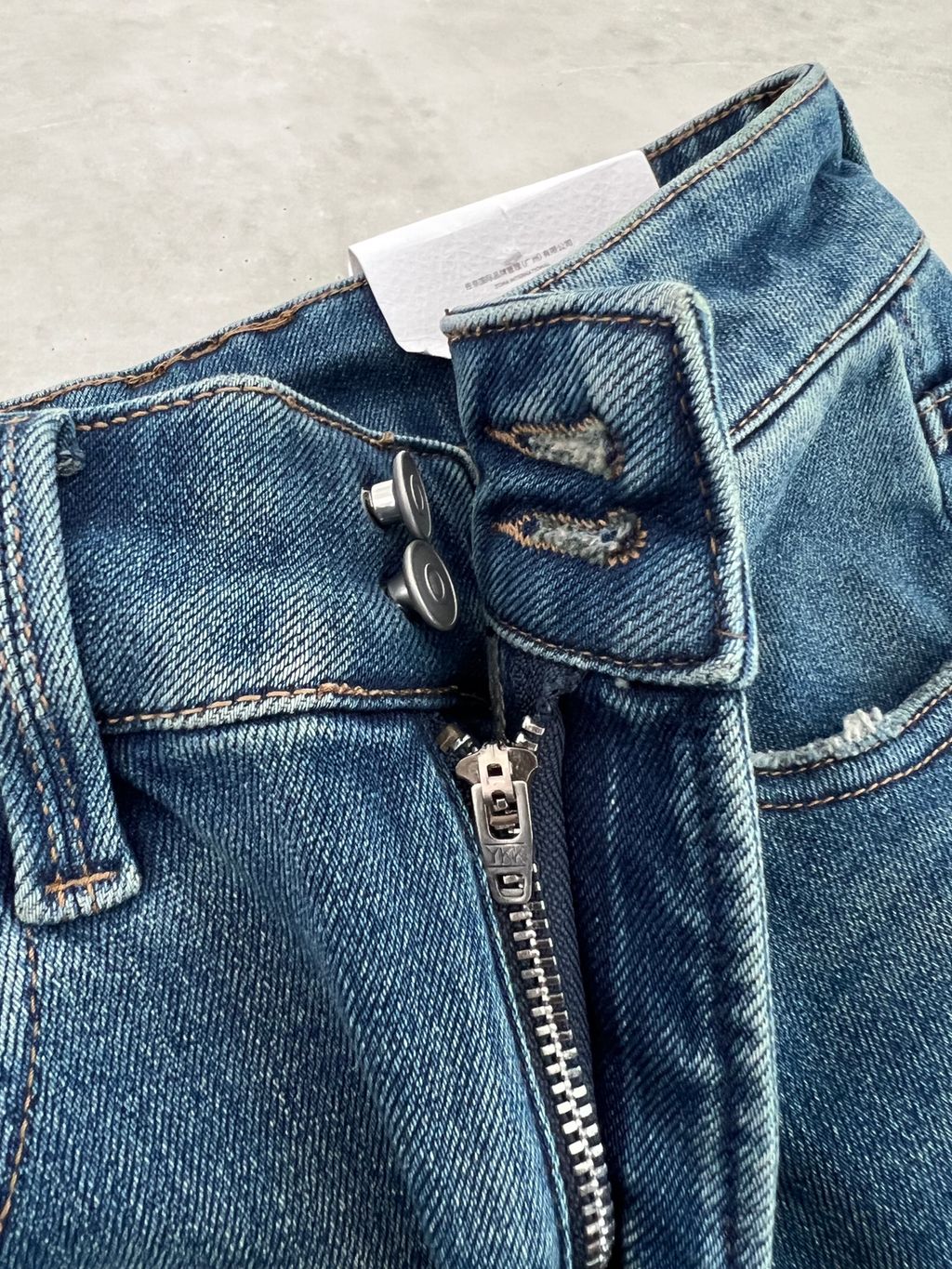 4de8351b385427ecb827d4e820cf4fc9