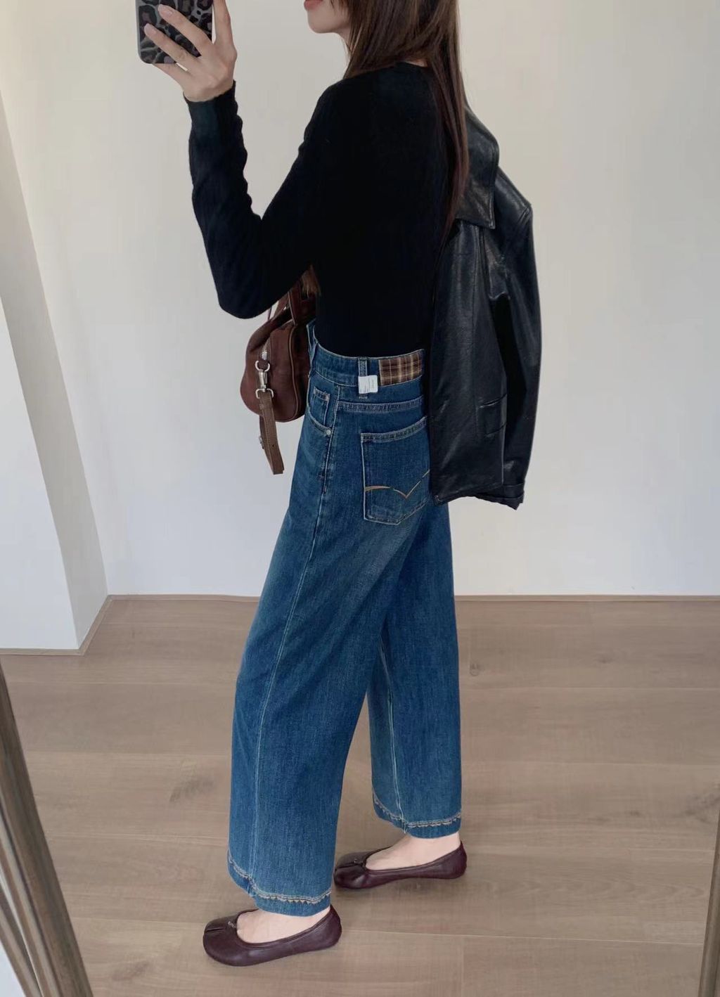 e81a7ce4518c6b1155eeb4fdd19ed4fa