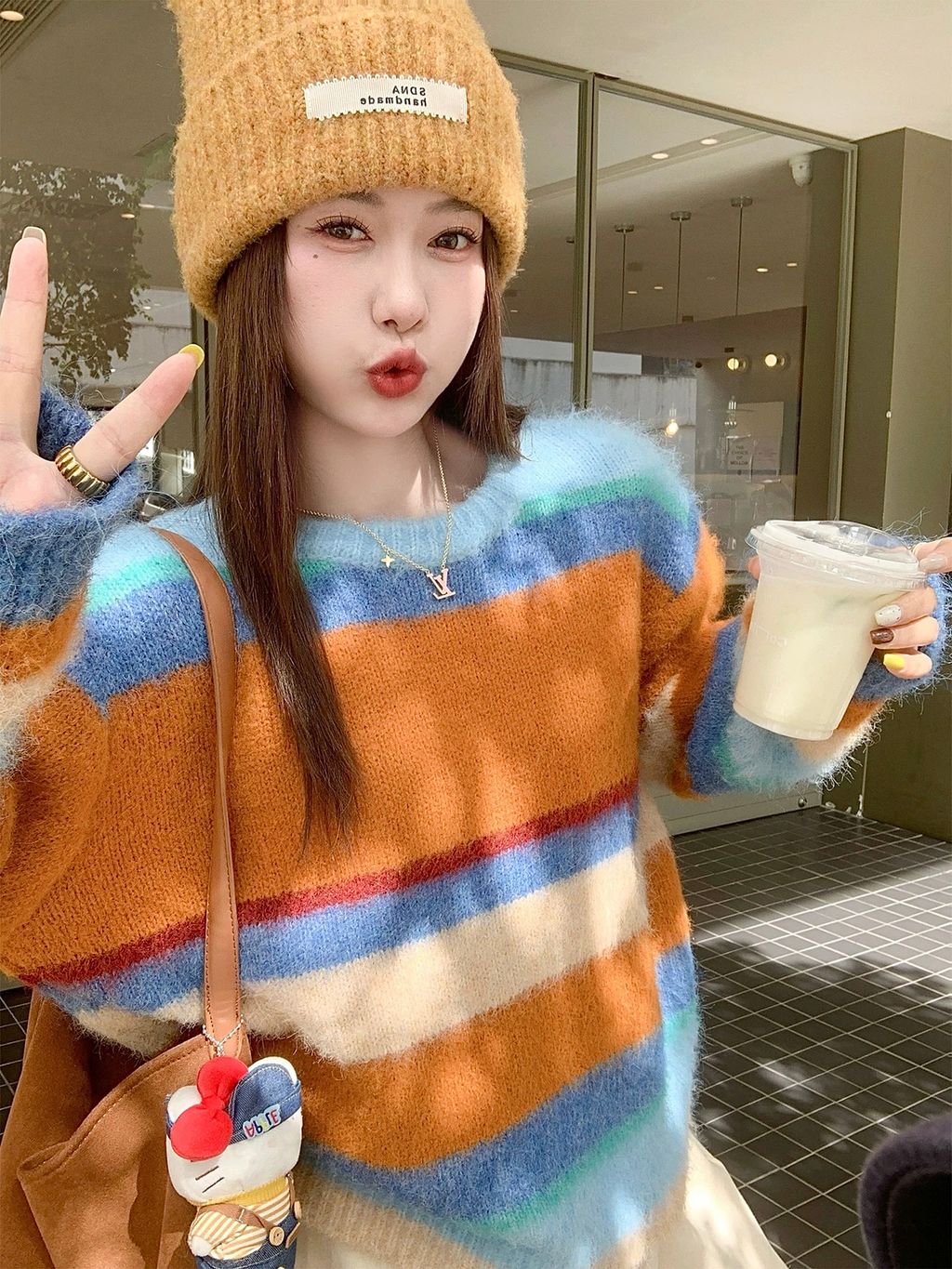 9472f7b5c073273e121f96ee47f98580