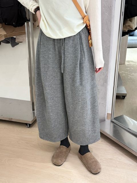 abe6c50695d67f7e7342428df40495b9