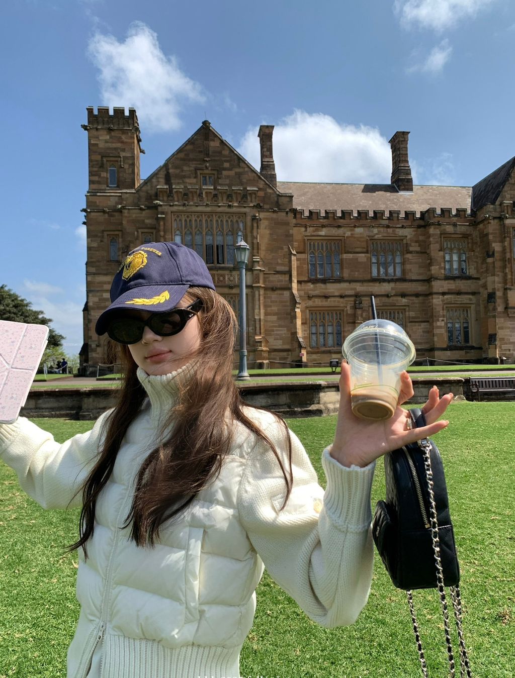 00f21406cbbff9835c3da05b8b8d570a