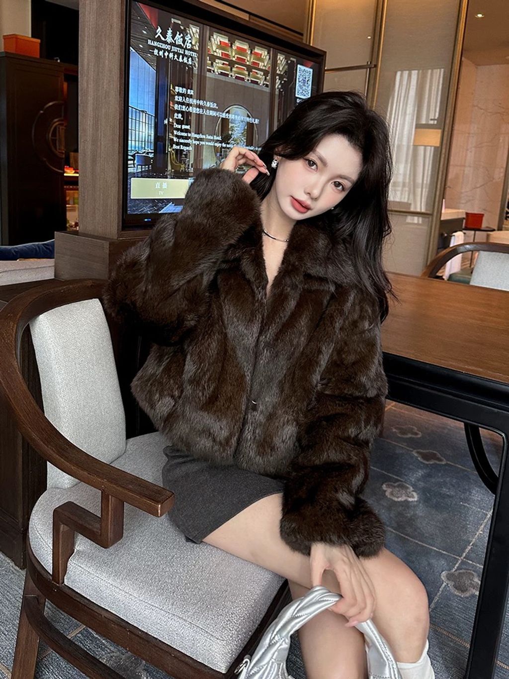 5be72f44abcada10c9e02ff8e7edadf9