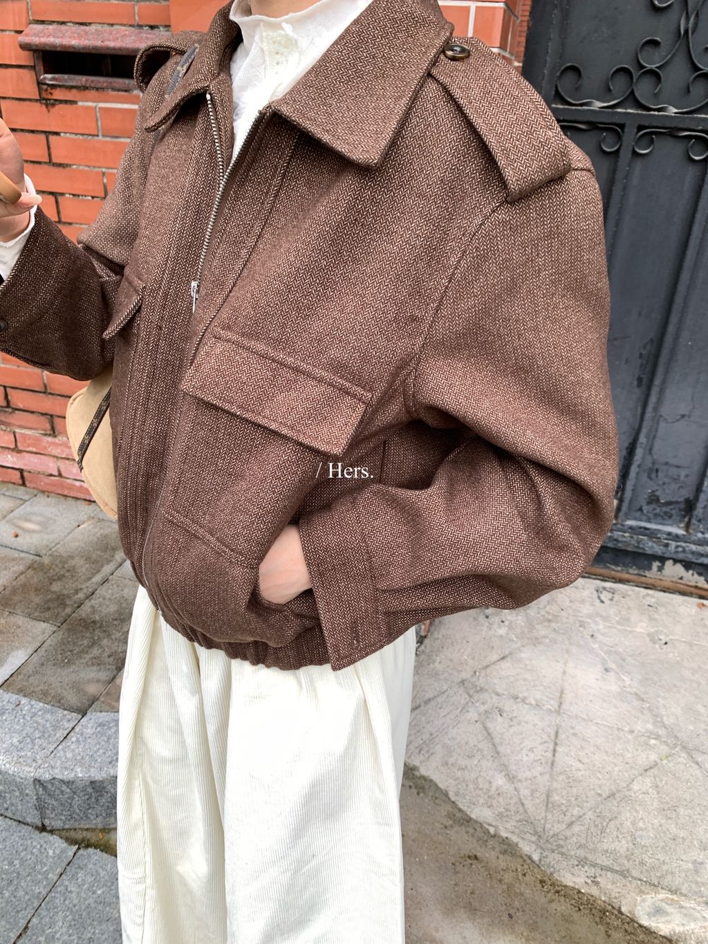 a7d2c4153aaf5ec3df9ffab96ecc0e69