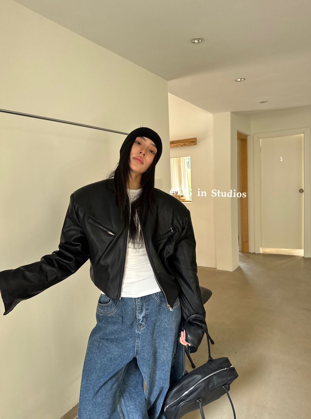 2b39dc845b300fed85b6d321aa42392f