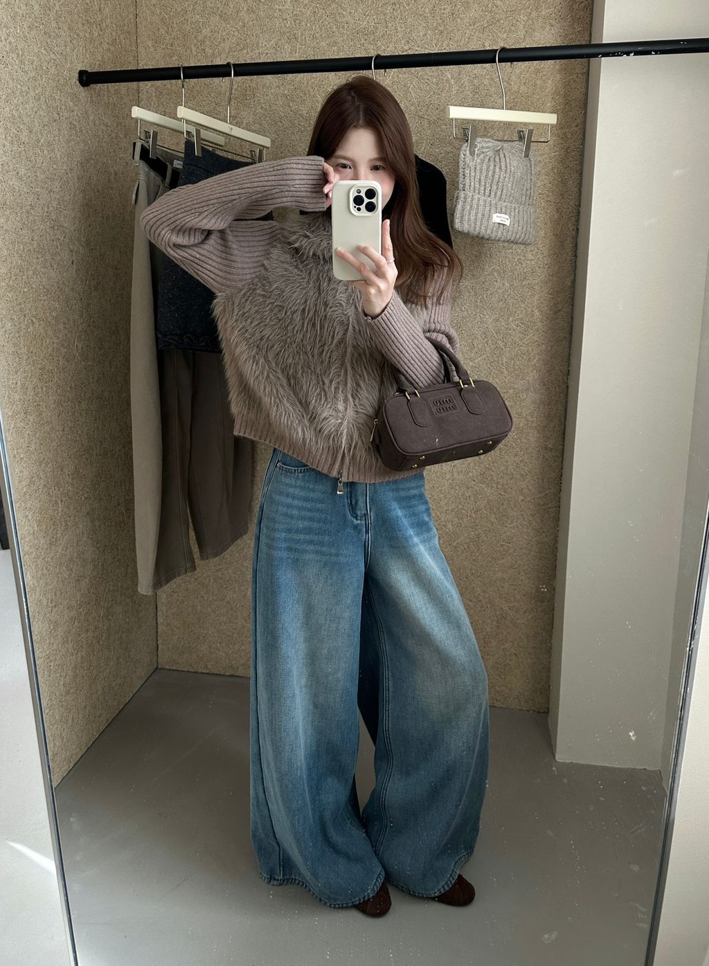 ee29f4cf23c7435bb2c8ccd32a2d5743