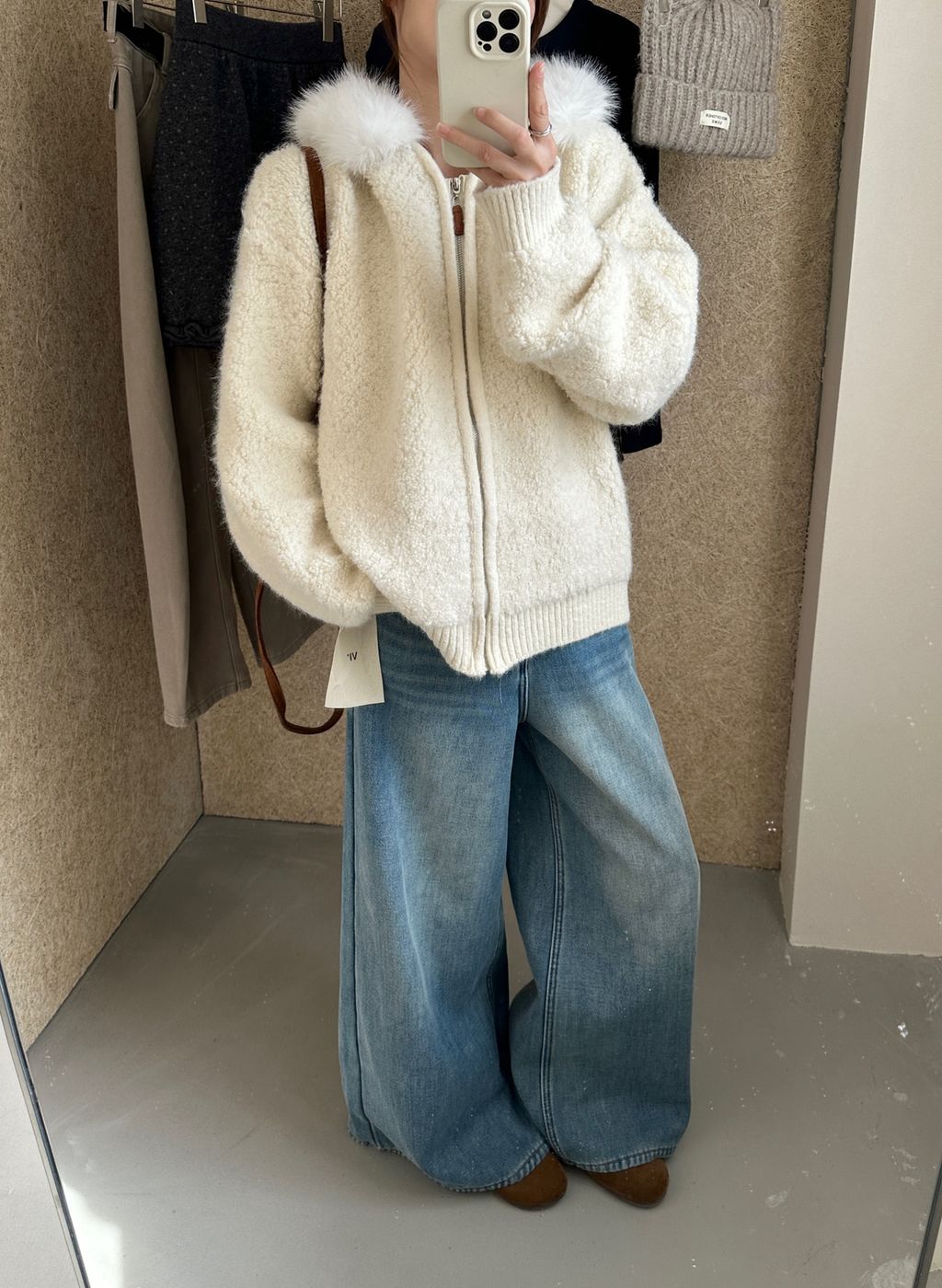 c702987235bc6d5248696dd3d6541e49