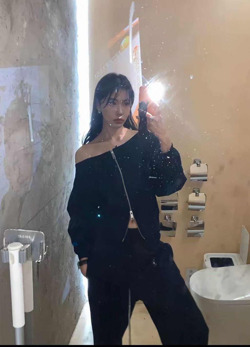 5067f3ec9d888f9b61f2ceeaa4dd0f97