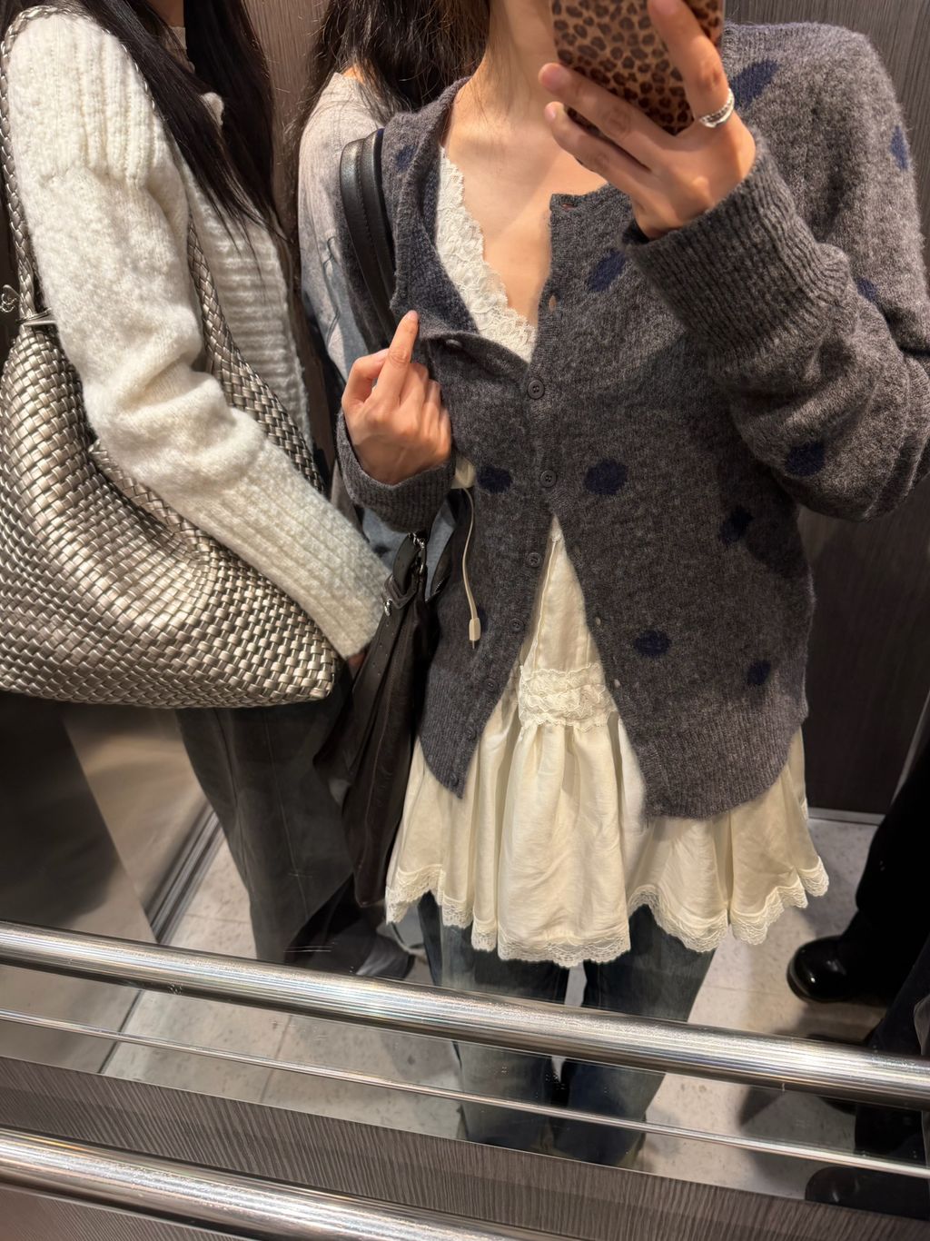 9894a02c8729f8ba9713a3d8b77ffd7a