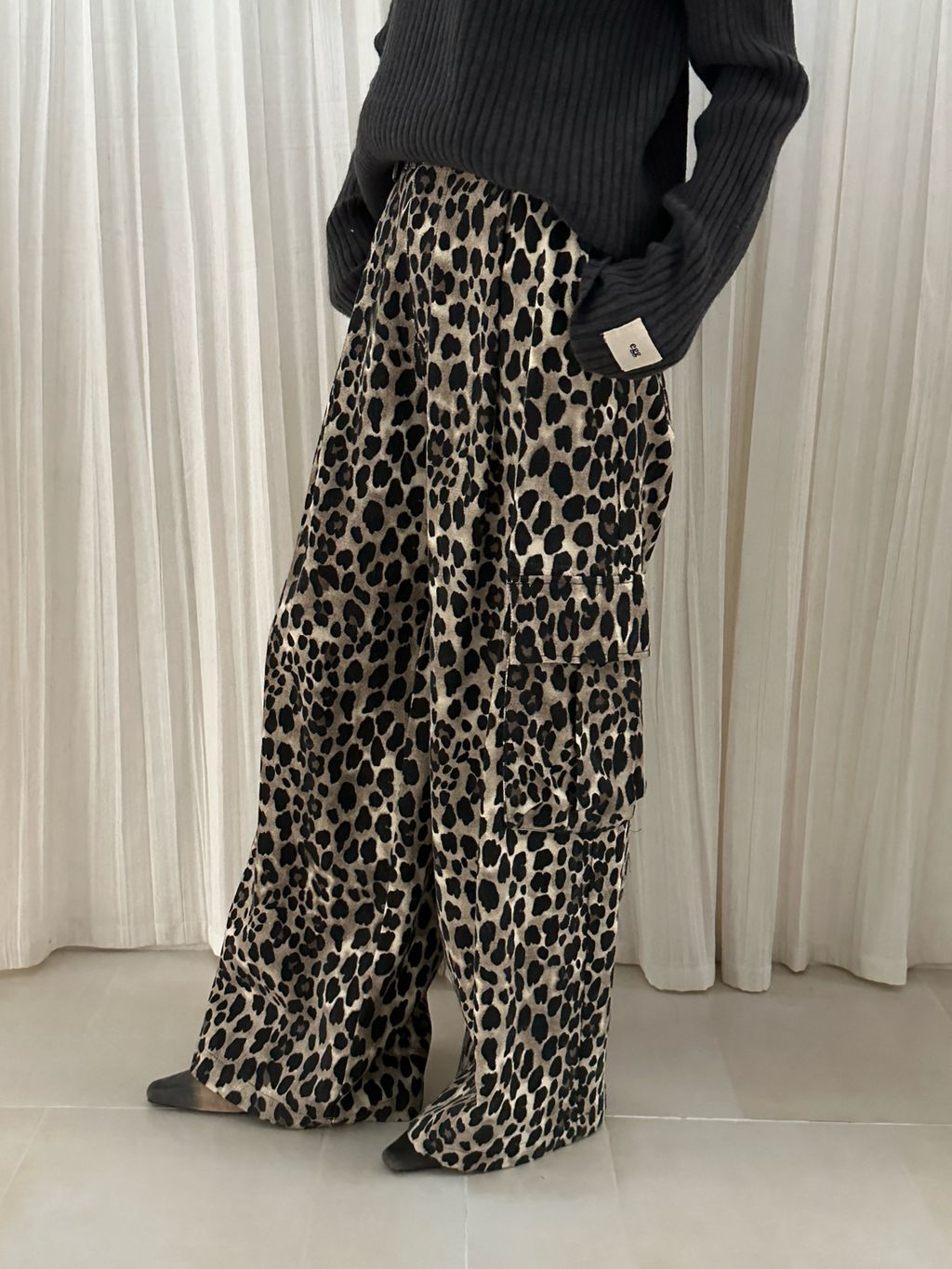 93b77609f28f816d8bbd3a81e34ea322